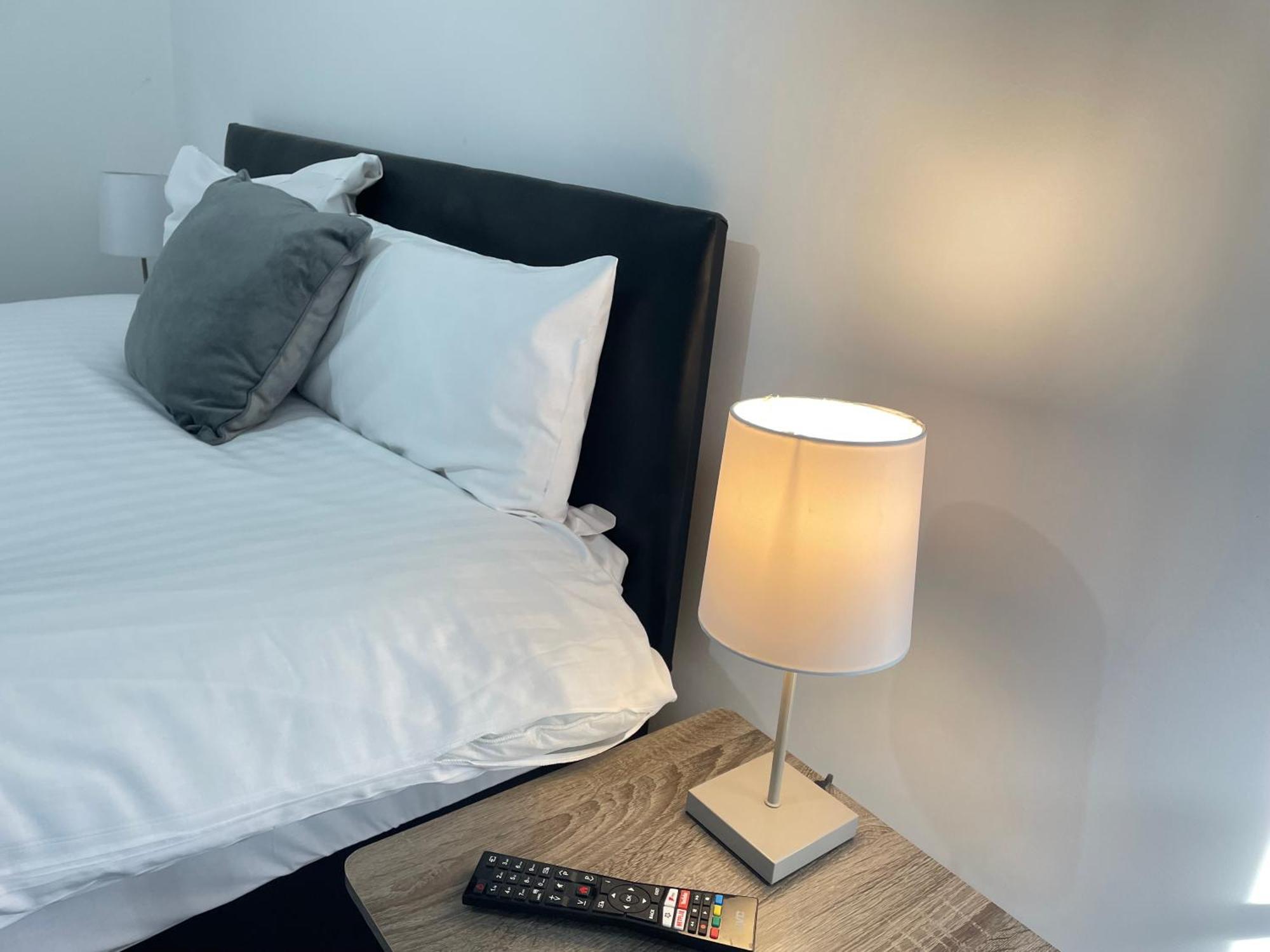 4 Bedroom 2 Bathroom Shared House - Near Bhx And Nec Birmingham Kültér fotó